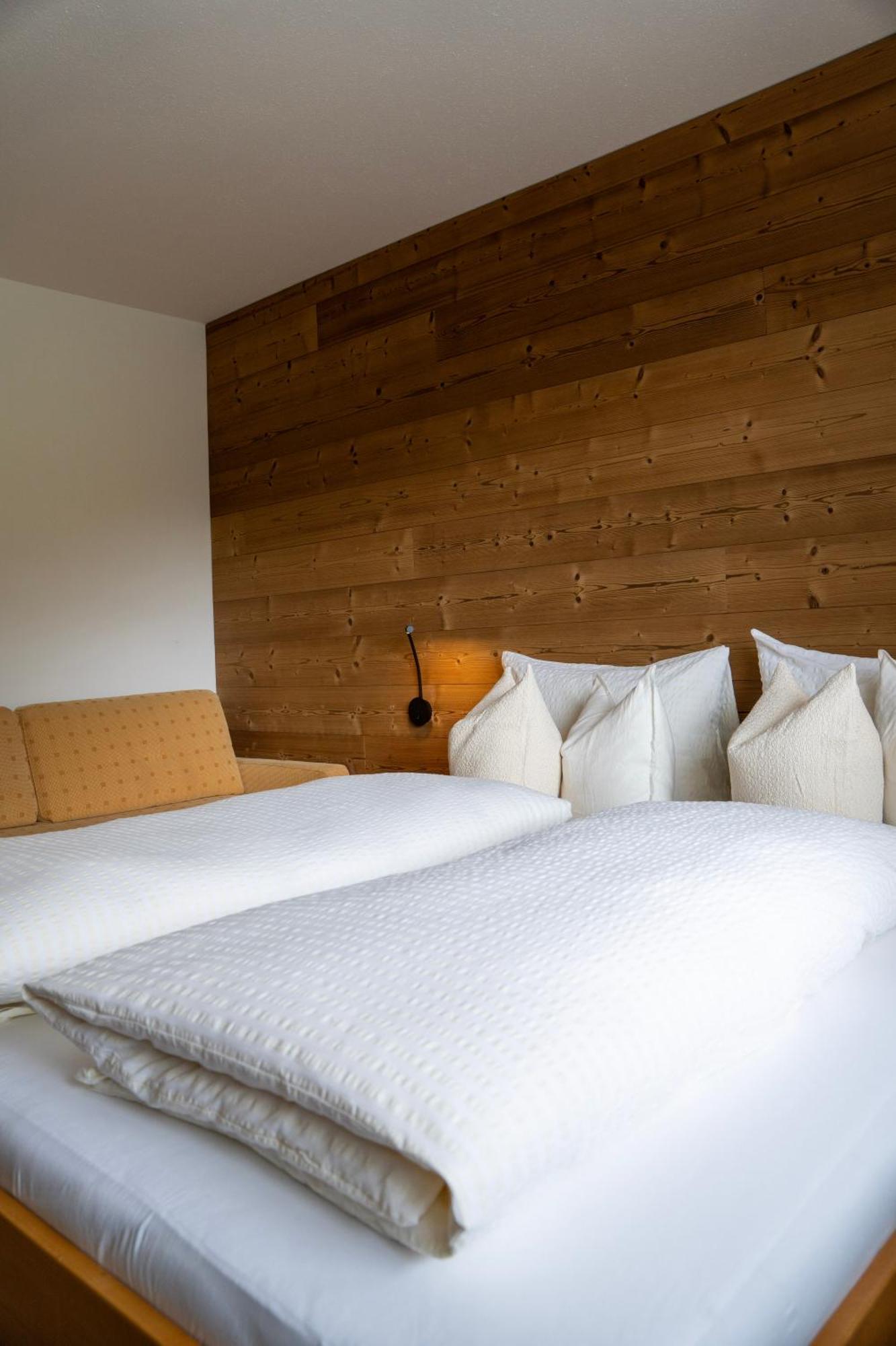 Berghaus Schafer Hotel Faschina Eksteriør billede